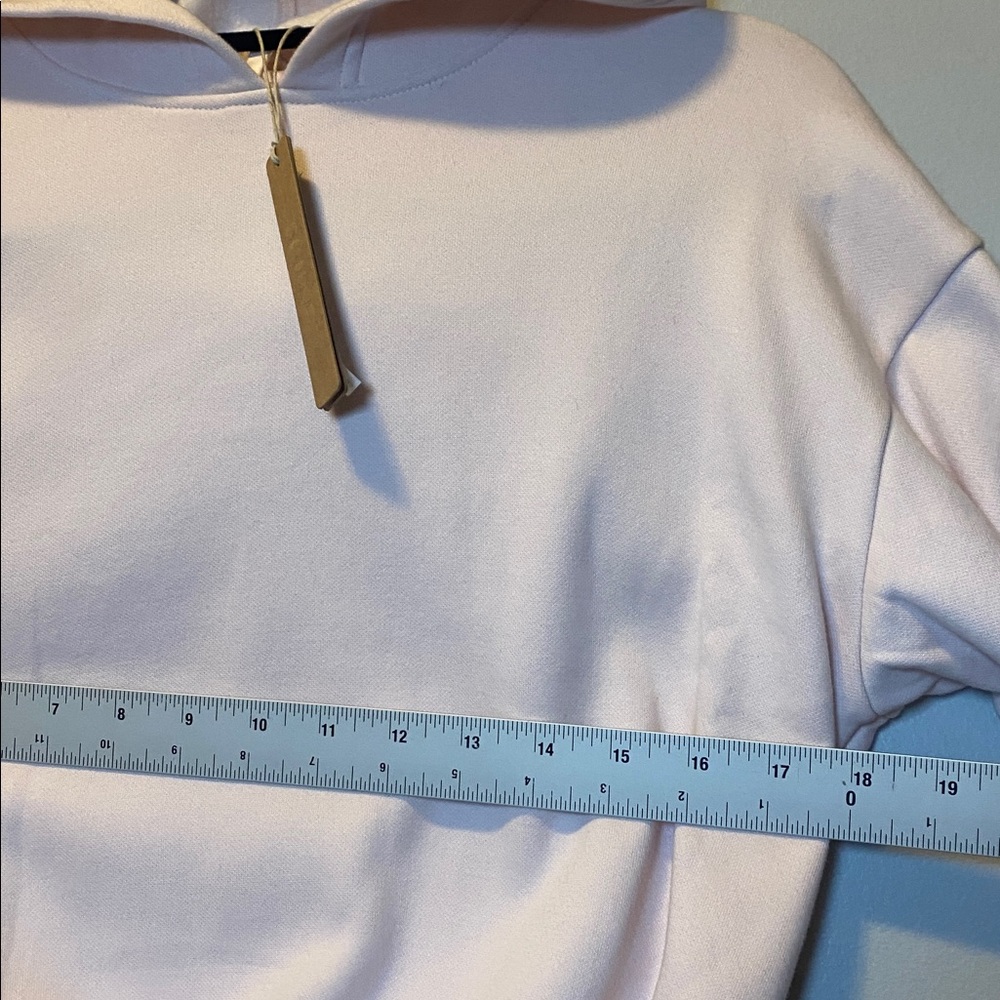 Skims Shrunken Hoodie NWT Small Barely Pink Cropped Cotton Fleece Pullover - Picture 11 of 13